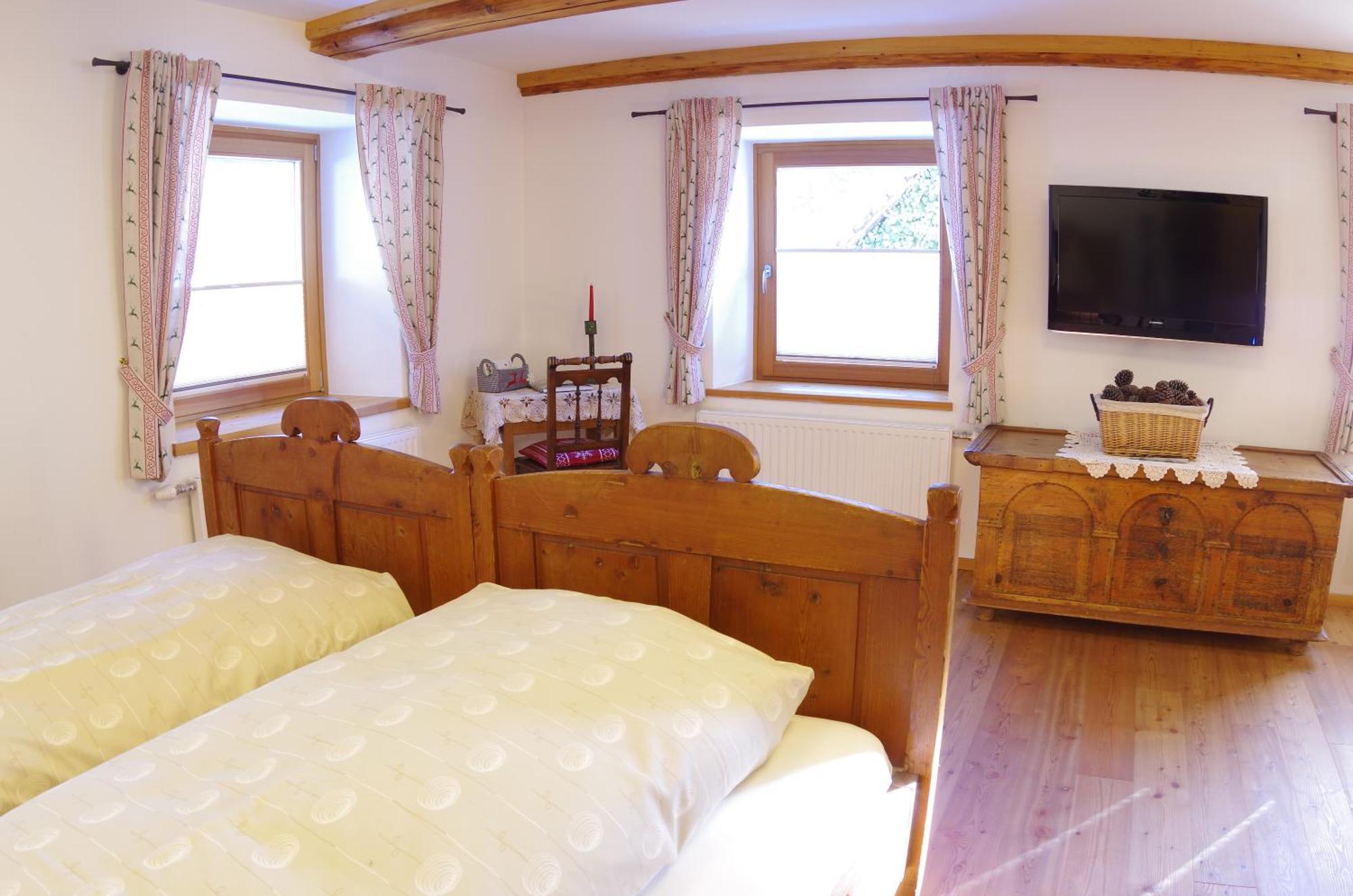 Rafting Camp Palfau Guest House Rom bilde