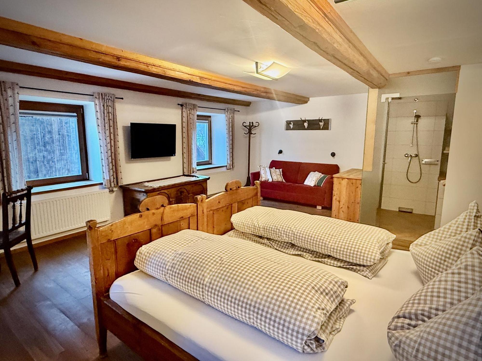 Rafting Camp Palfau Guest House Eksteriør bilde
